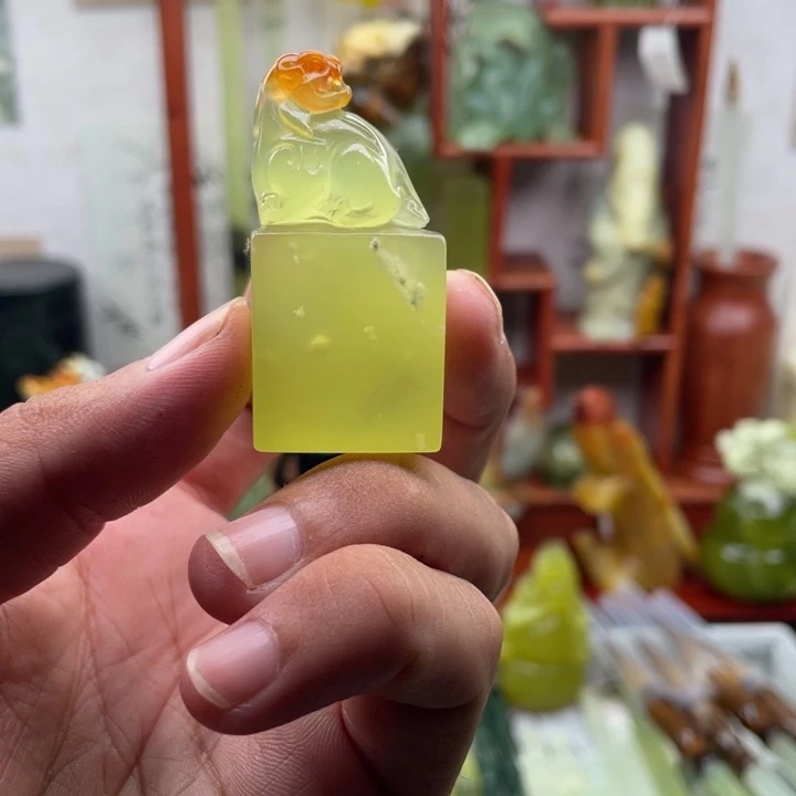 岫玉未镶嵌四大名玉印章