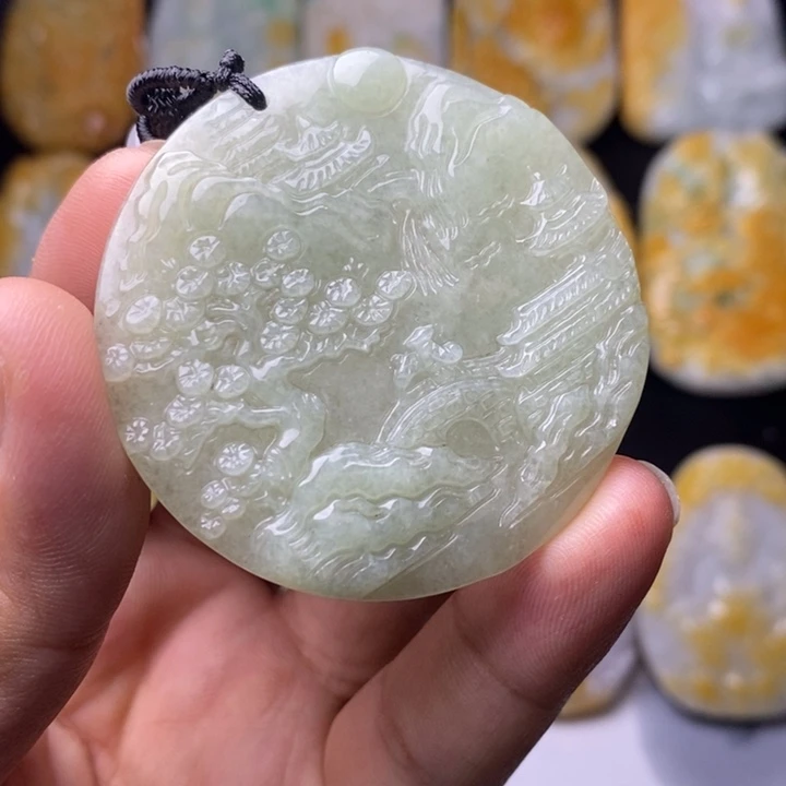 翡翠未镶嵌颈饰翡翠