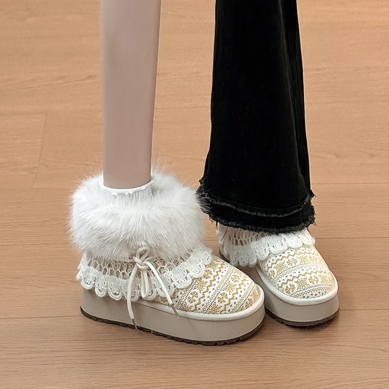 时尚厚底保暖千禧风毛毛雪地靴子女冬季复古绒面加绒加厚东北棉鞋