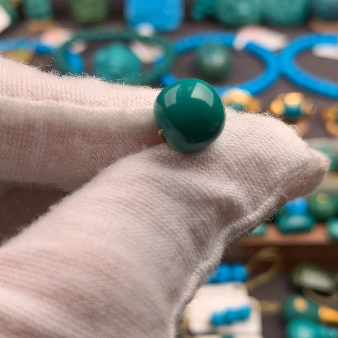 绿松石未镶嵌绿松石9*8mm