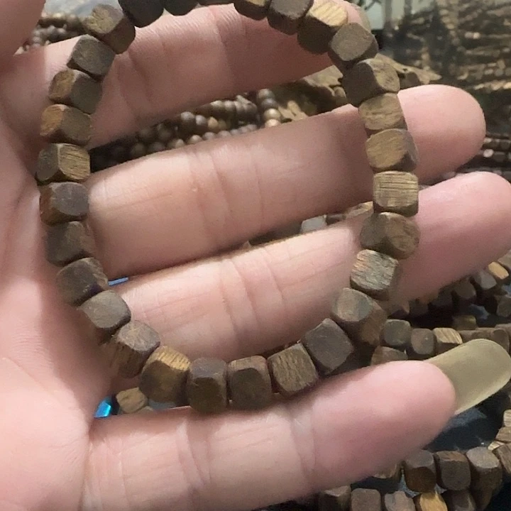 沉香手串方糖珠卡6mm