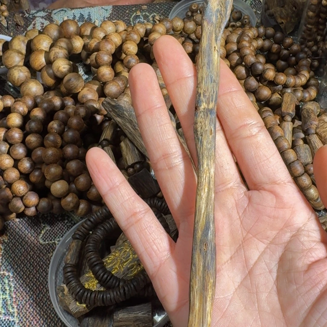 沉香沉香枕红骨凹身老料7.8克