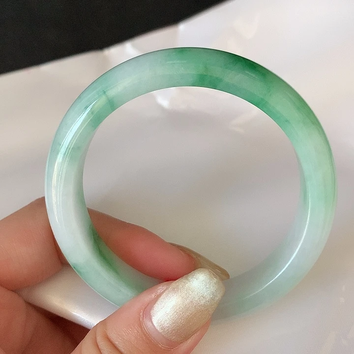 翡翠未镶嵌手镯b0301-1