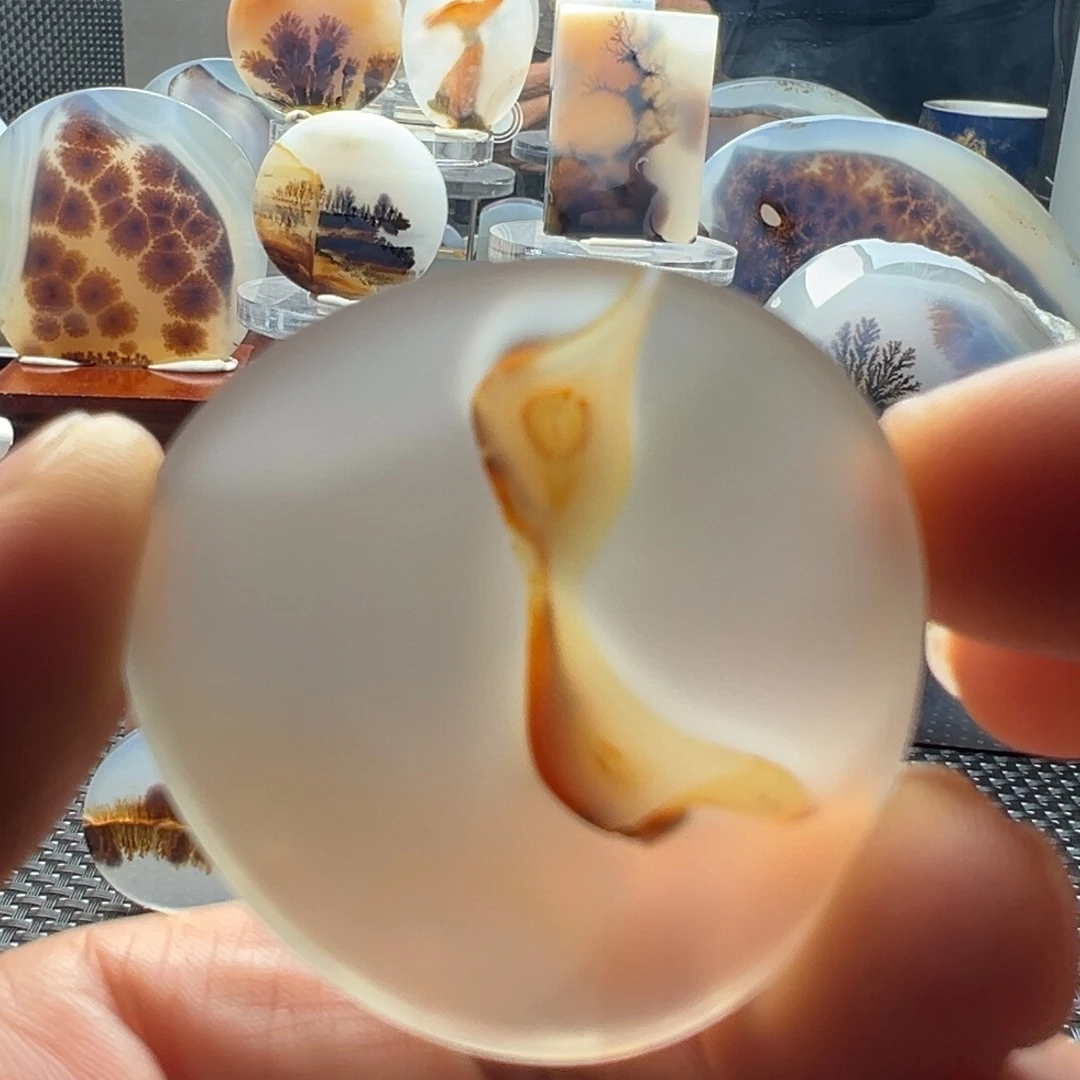 未镶嵌玛瑙/玉髓珠宝奇石