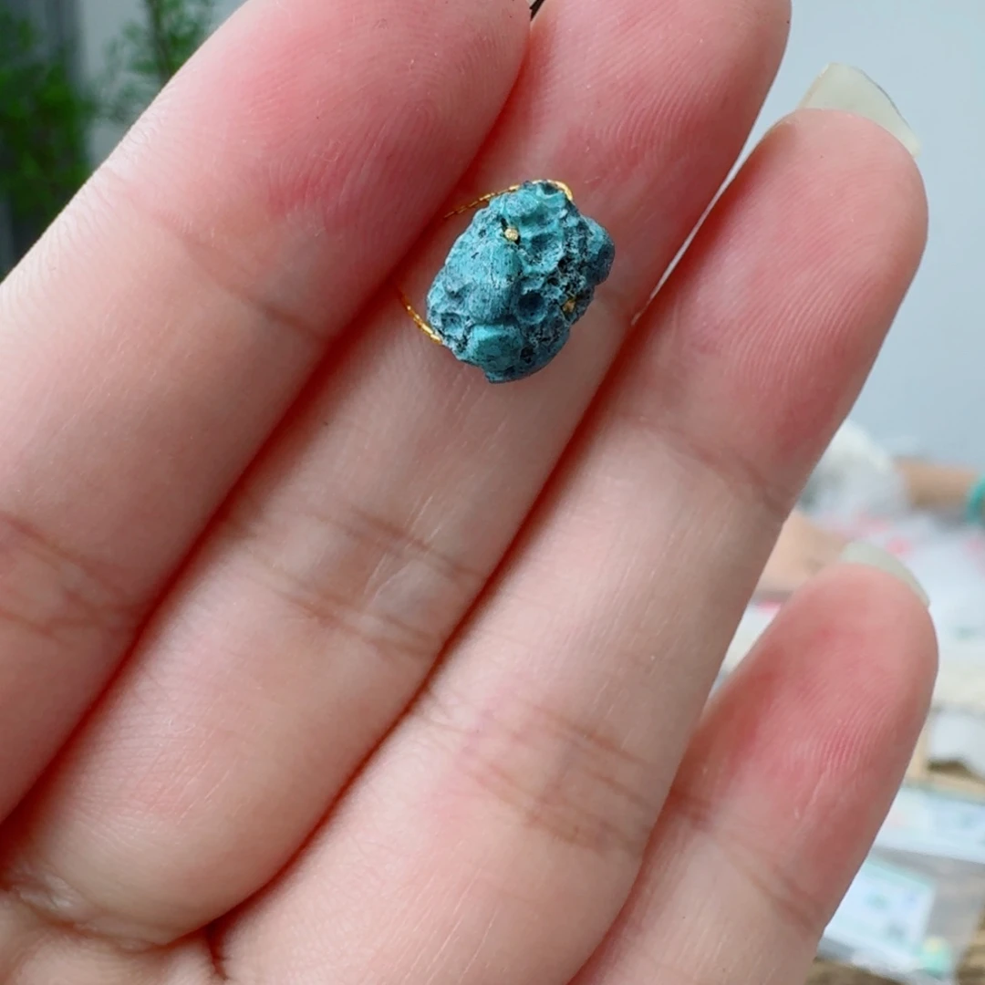 未镶嵌绿松石珠宝奇石