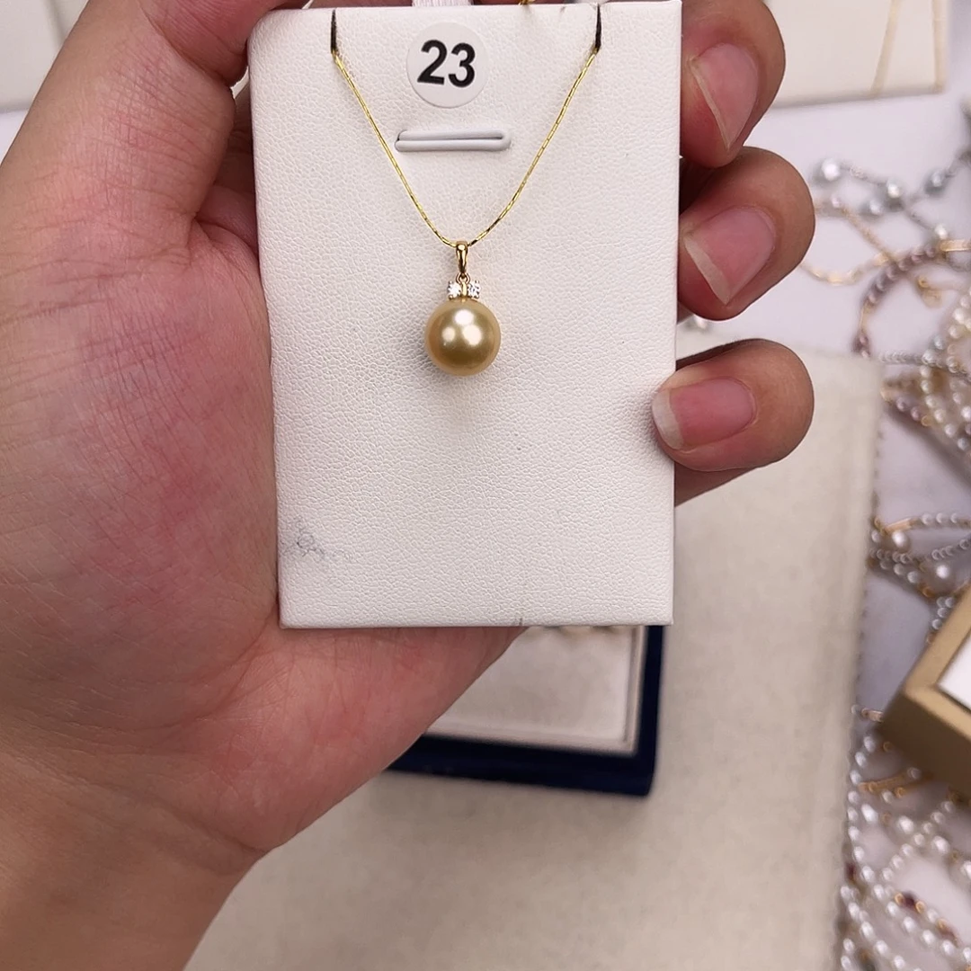 安***如颈饰18K金镶嵌海水珍珠