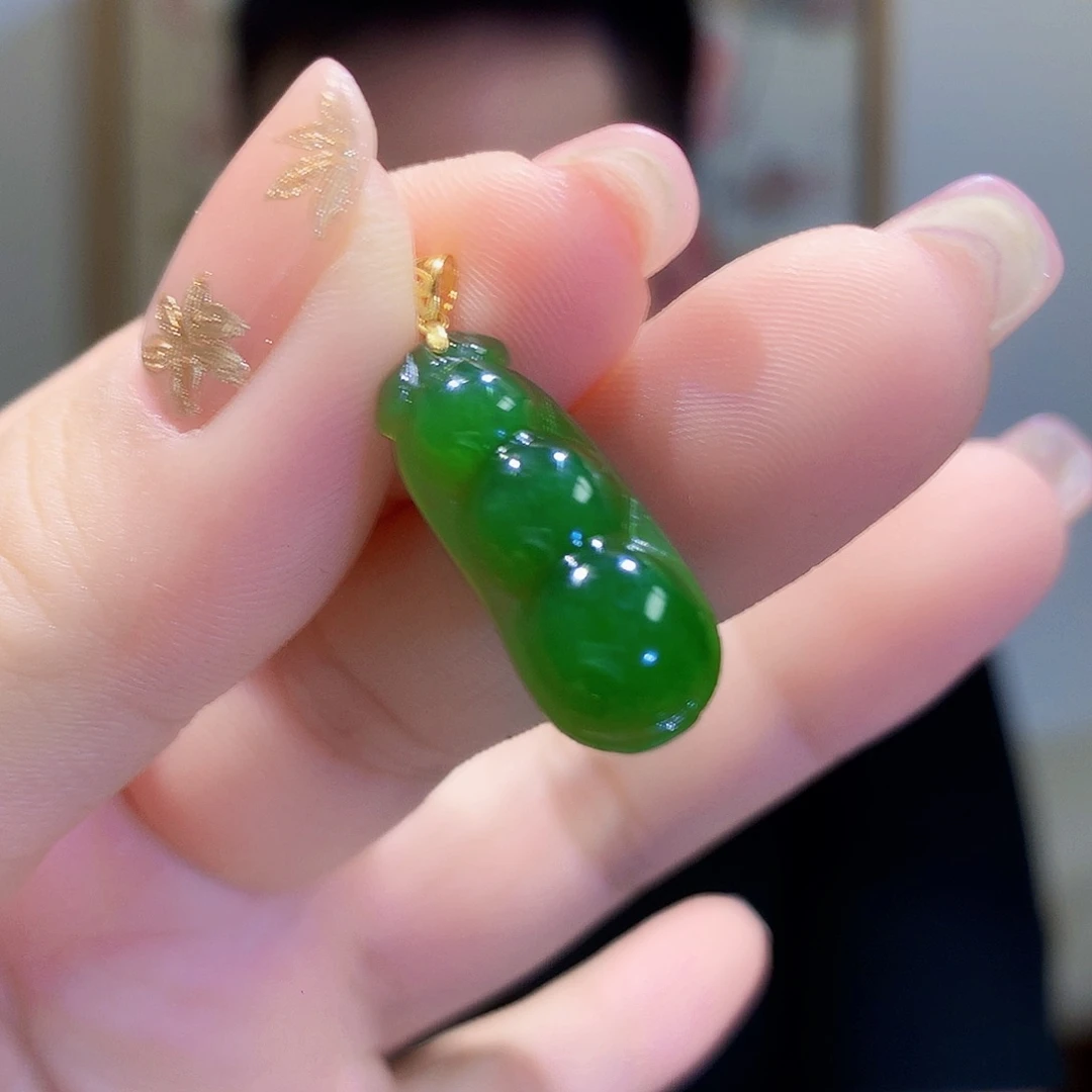 和田玉（碧玉）颈饰18K金镶嵌