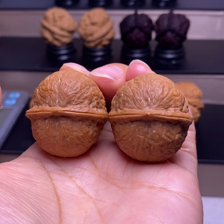 把件文玩核桃红蛇58