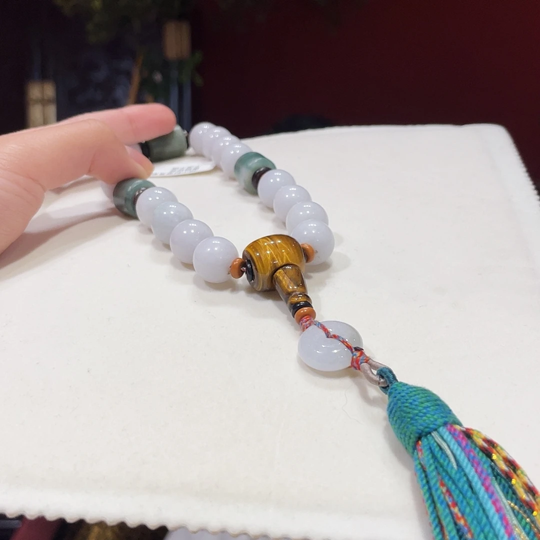 翡翠未镶嵌挂件翡翠