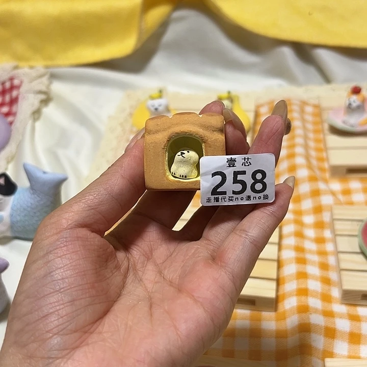 摆件景德镇陶瓷摆件猪猪猪
