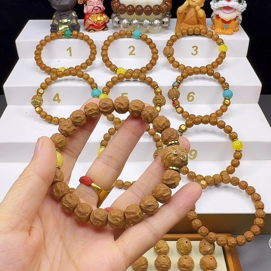 疯***人吊坠猴头核桃猴头手串