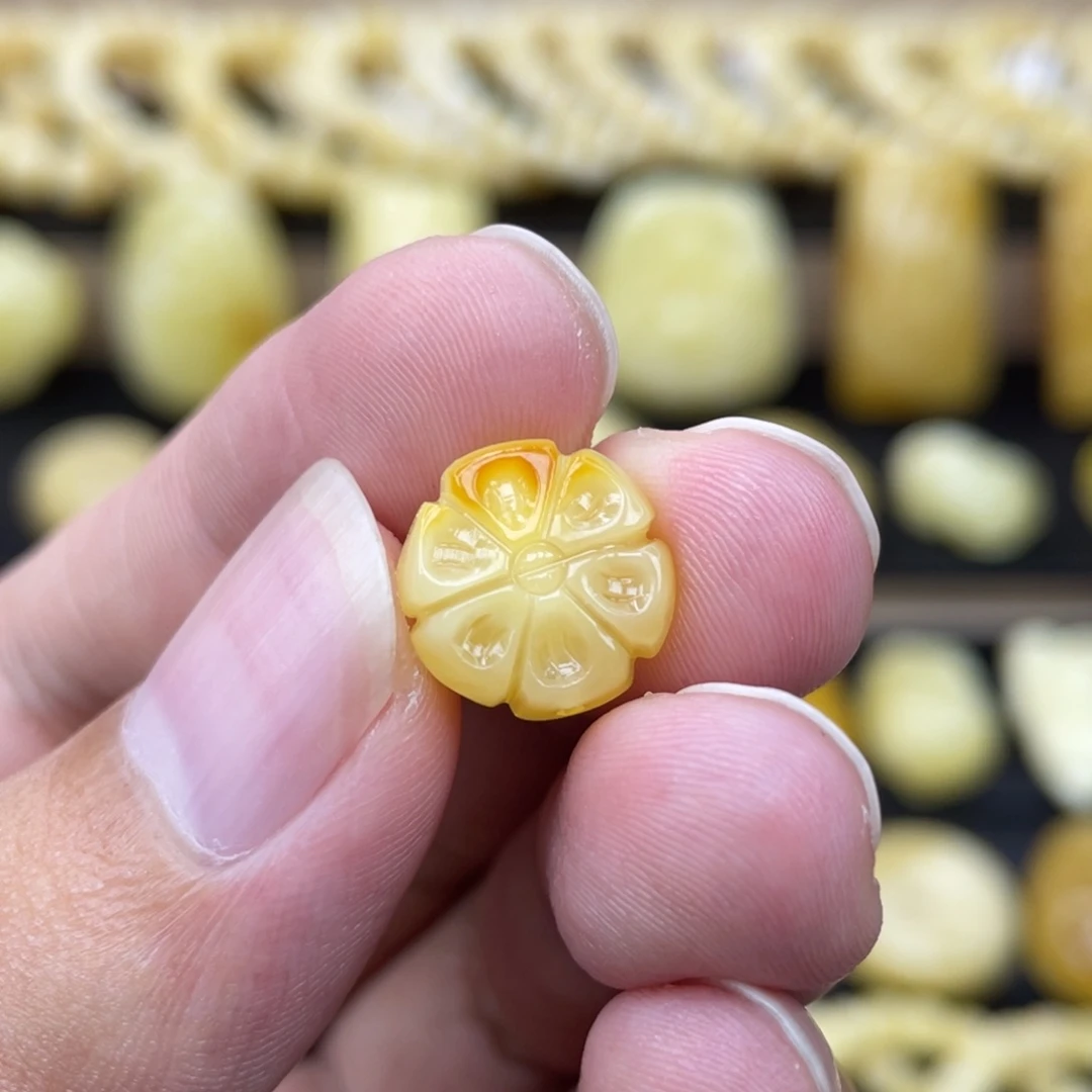 未镶嵌琥珀裸石琥珀蜜蜡