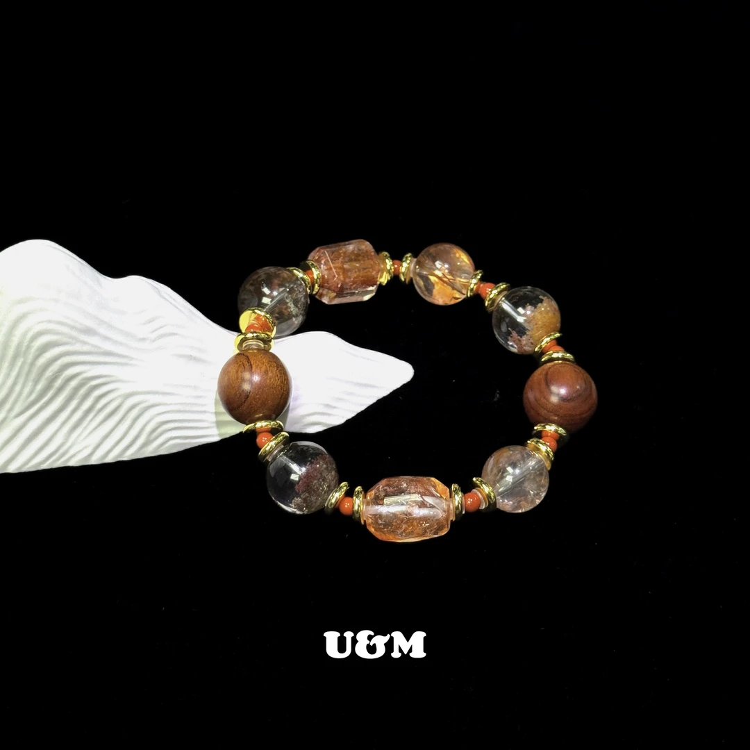 U&M | 暖翠系列 | 四季幽灵 | 胶花随形 | 黑金超七 | 黄花梨