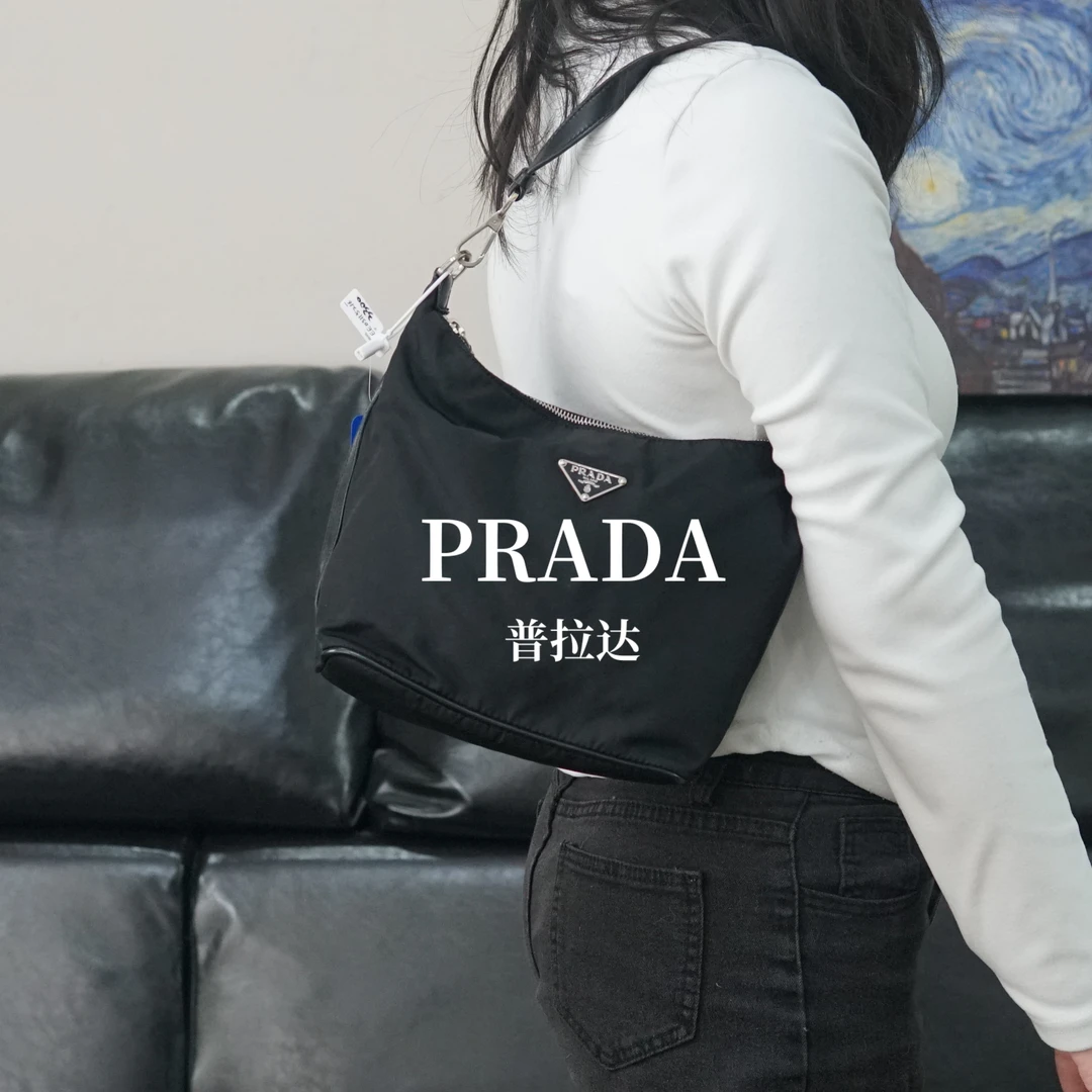 95新 Prada/普拉达 黑色单肩包/EE03115216/5216