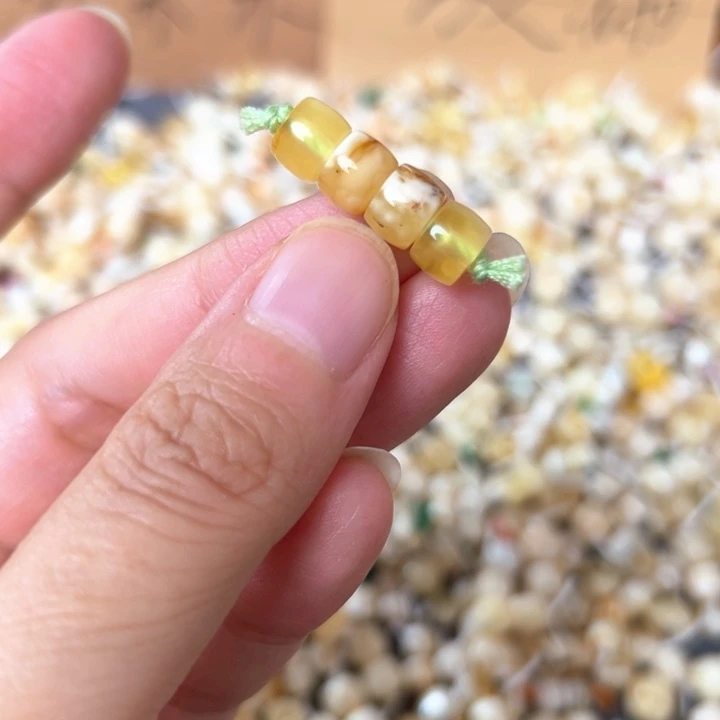 裸石蜜蜡未镶嵌7.1mm一组