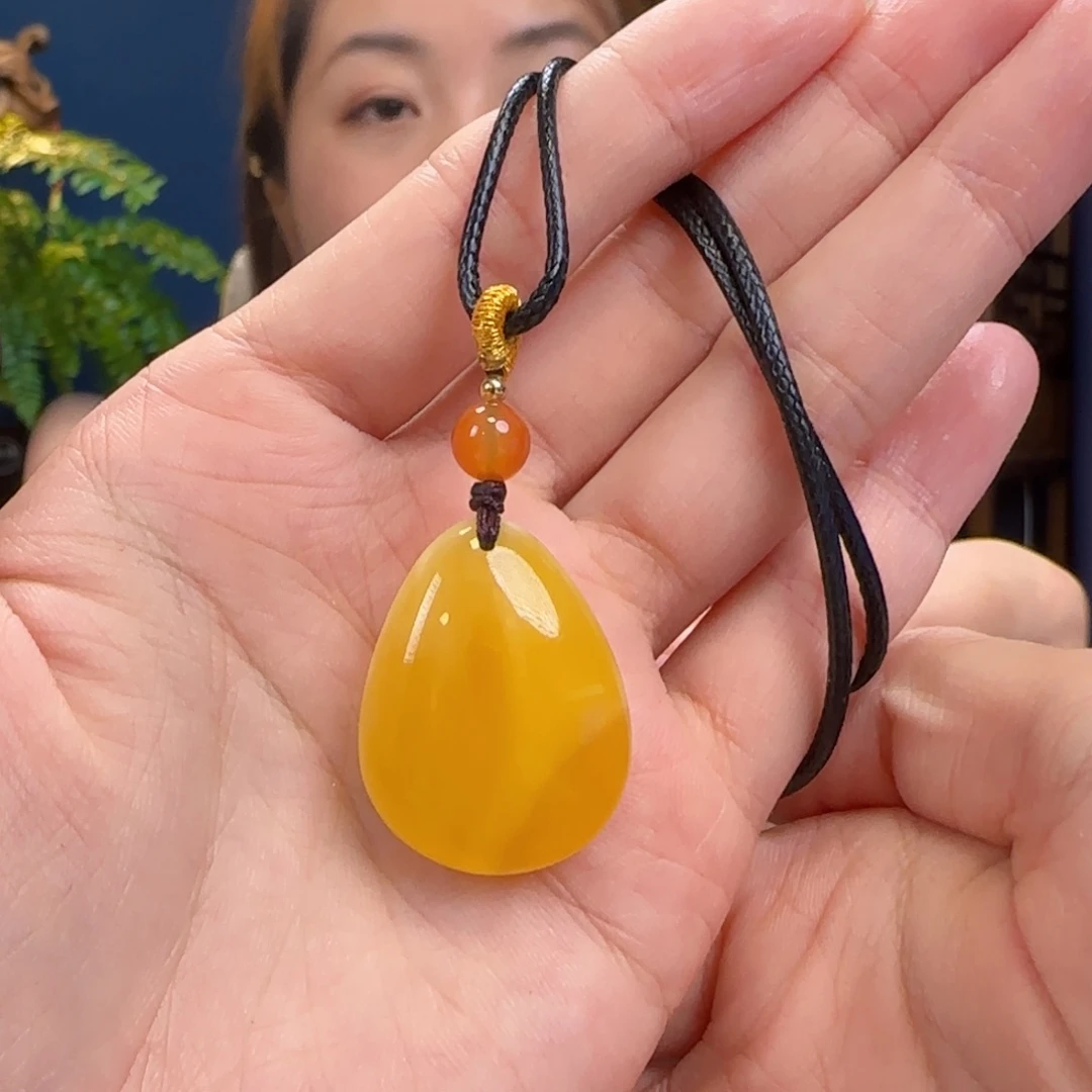 未镶嵌颈饰蜜蜡11111111111