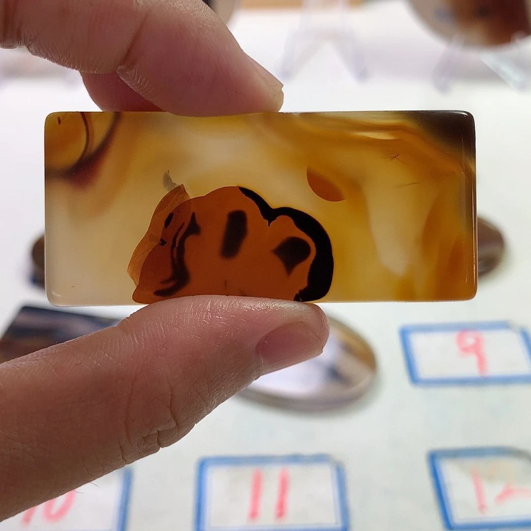 玛瑙/玉髓未镶嵌珠宝半成品