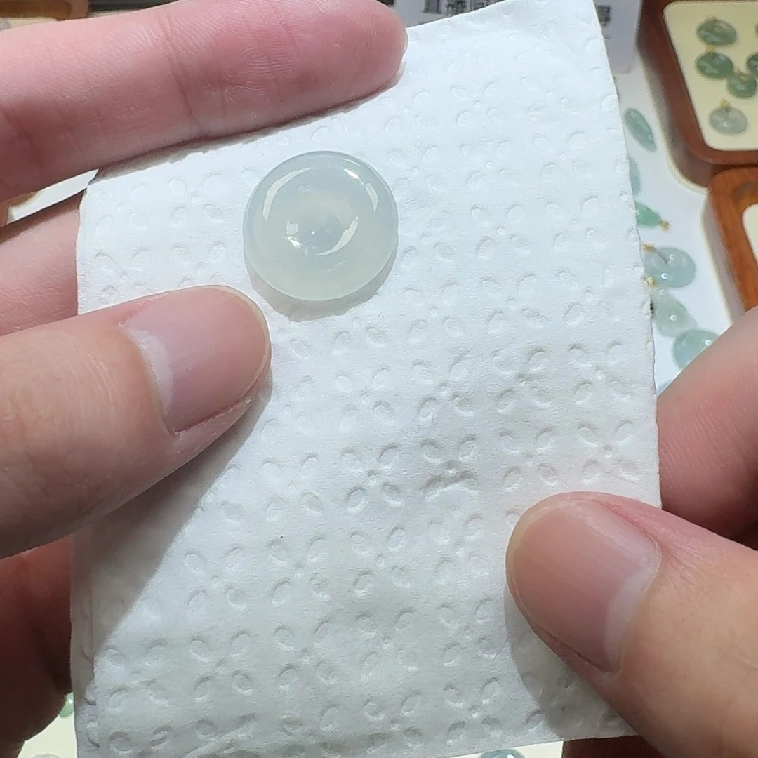 颈饰未镶嵌翡翠白冰扣子