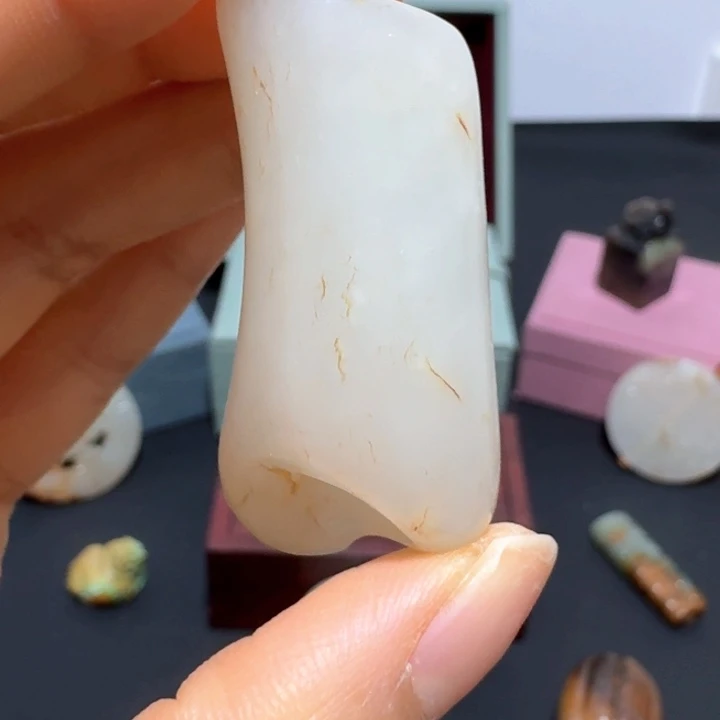 和田玉颈饰未镶嵌时***4