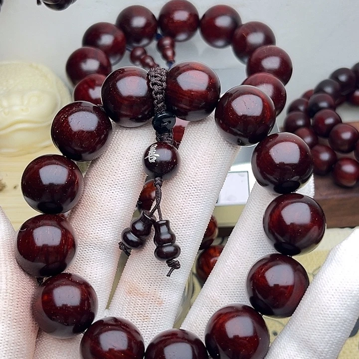 东***特小叶紫檀手串/手链