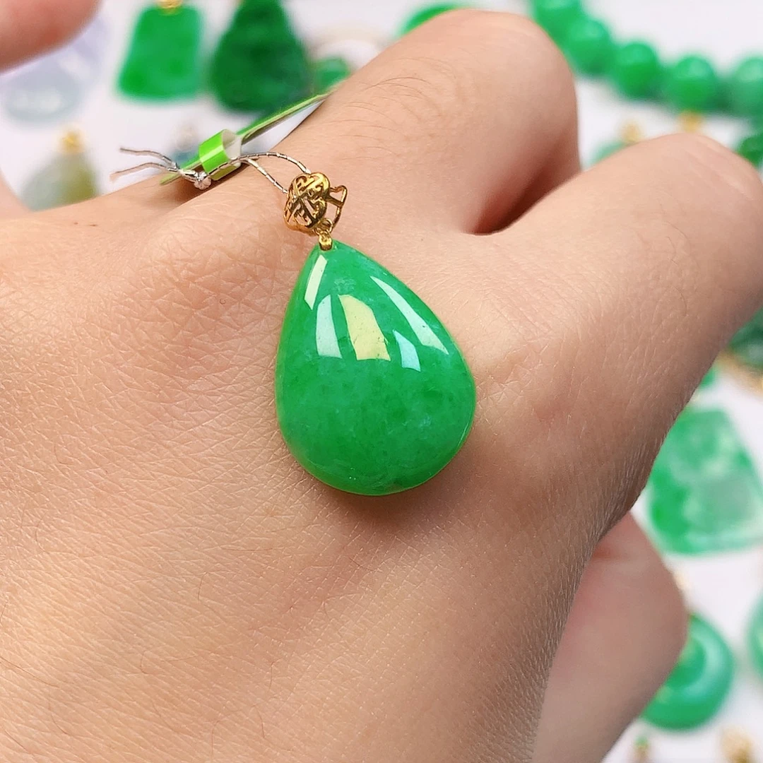 翡翠18K金镶嵌吊坠(不含链)