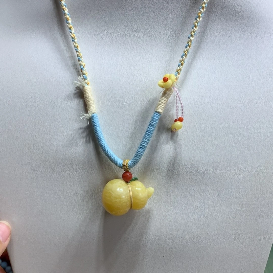 蜜蜡未镶嵌颈饰吊坠