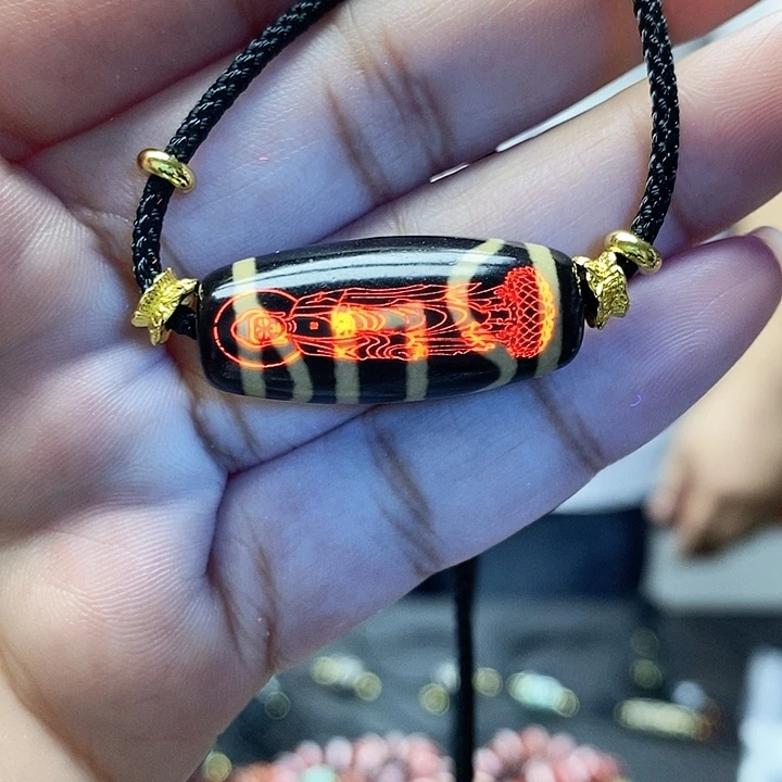玛瑙/玉髓合金颈饰