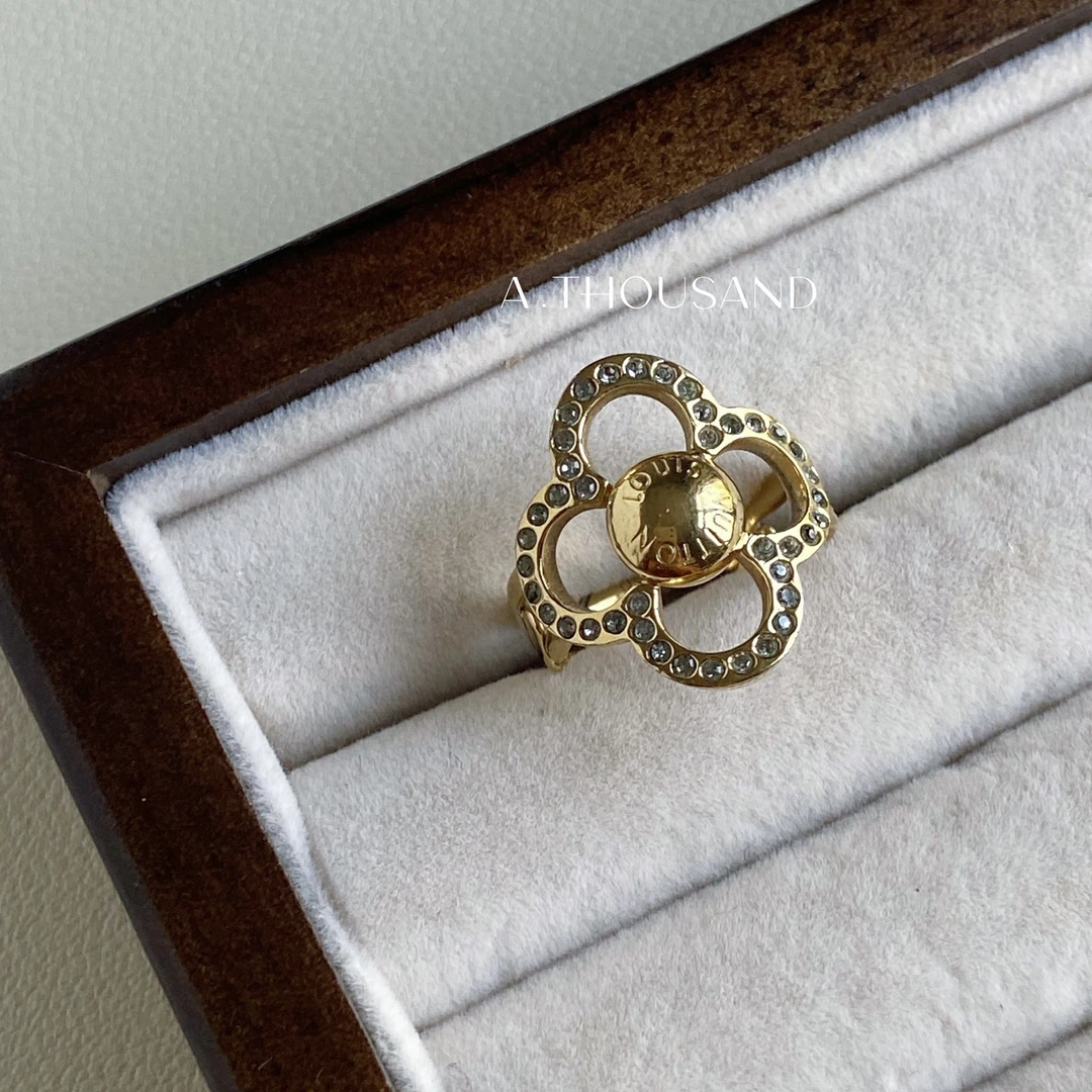 95新 LouisVuitton/路易威登 金色镂空满钻四叶草戒指-96597855