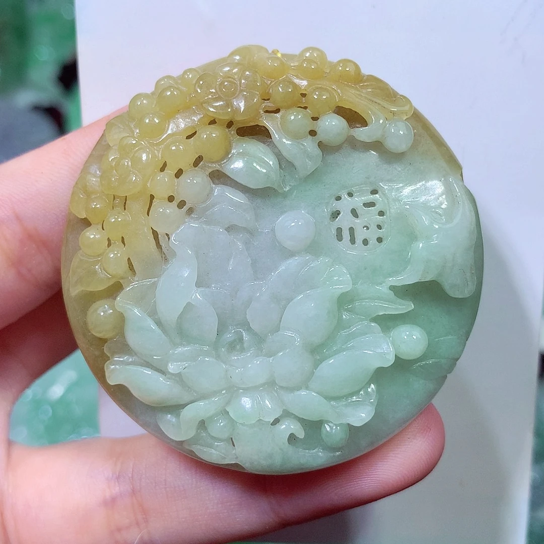 吊坠(不含链)未镶嵌翡翠