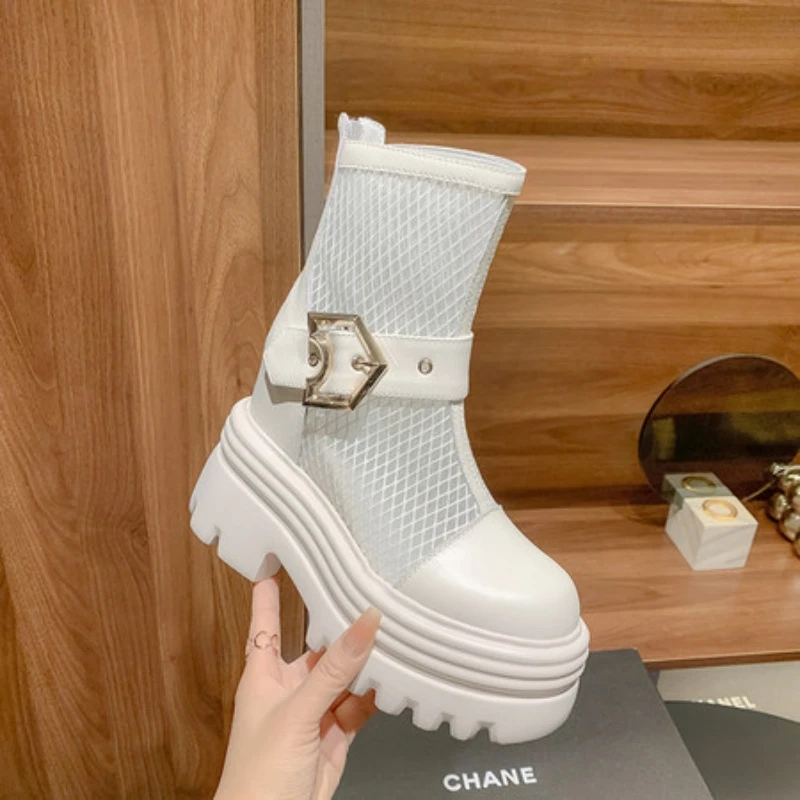 真皮内增高小众显瘦短靴皮带扣镂空透气网靴女小个子松糕厚底凉靴