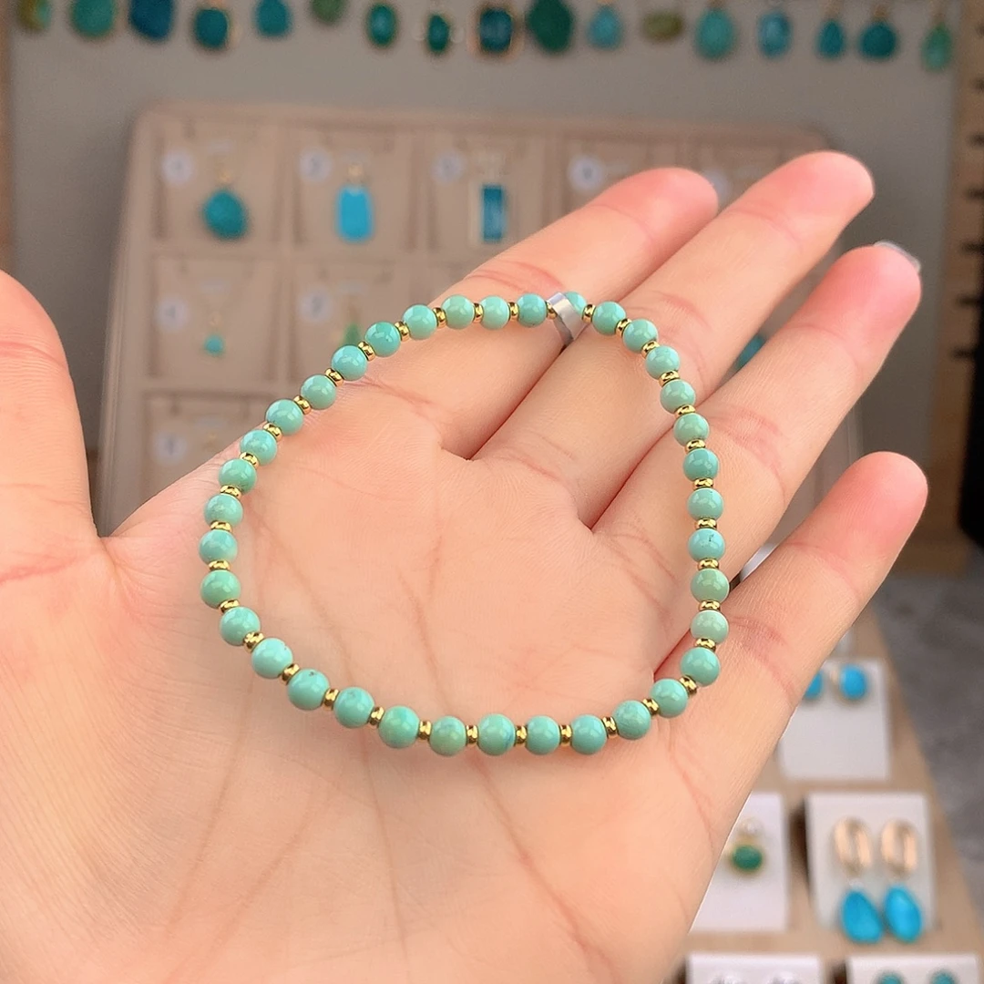 绿松石未镶嵌颈饰