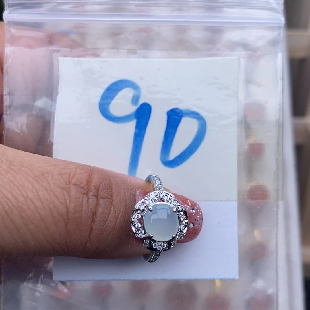 未镶嵌戒指翡翠缅甸