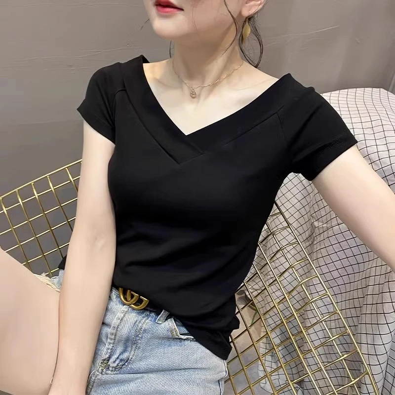 双V领黑色T恤女短袖春游出行夏季新款修身露背女生韩系ins衣服
