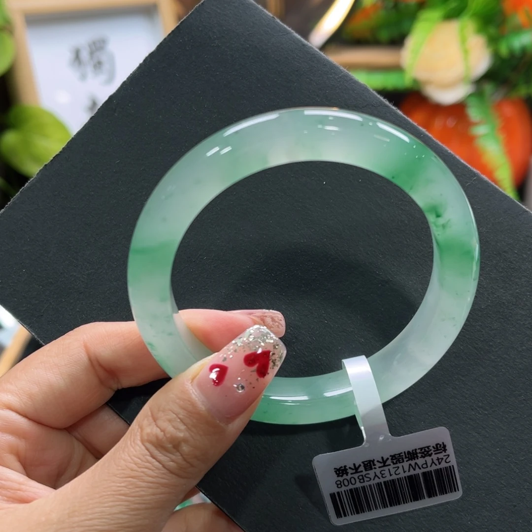 石英质玉手镯未镶嵌➕周周56.8