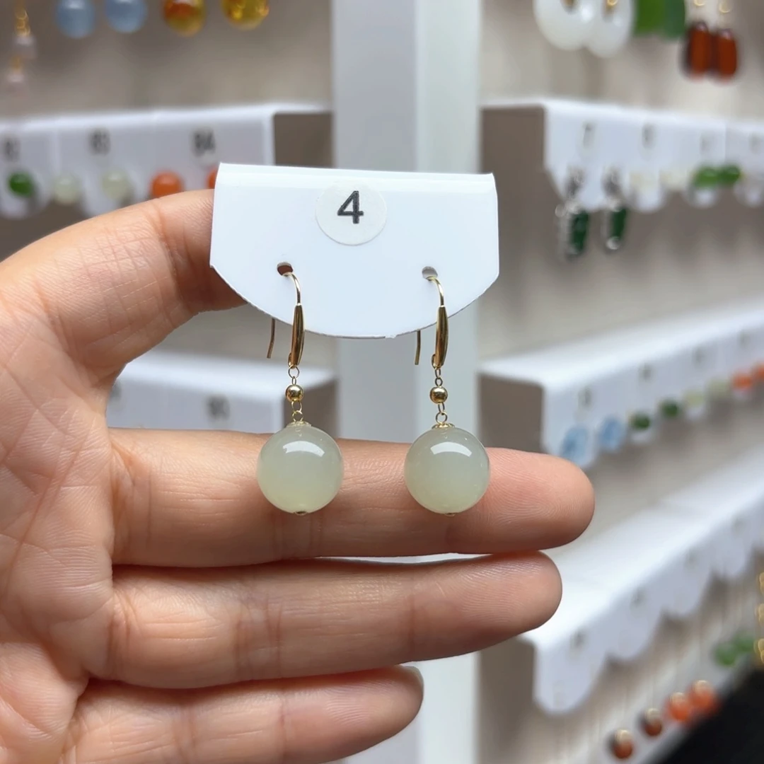 和田玉18K金镶嵌耳饰