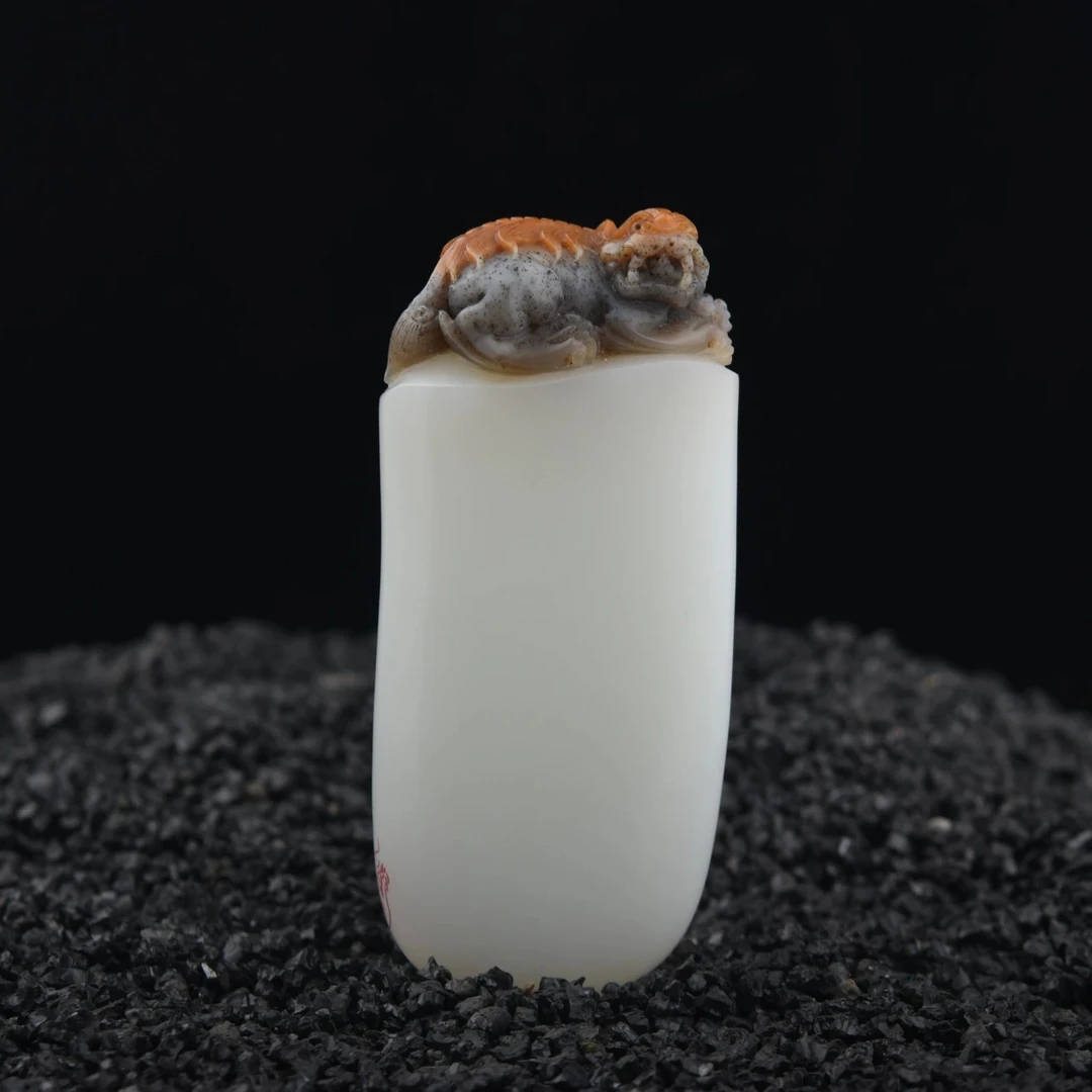 【俄料俏色瑞兽把件】