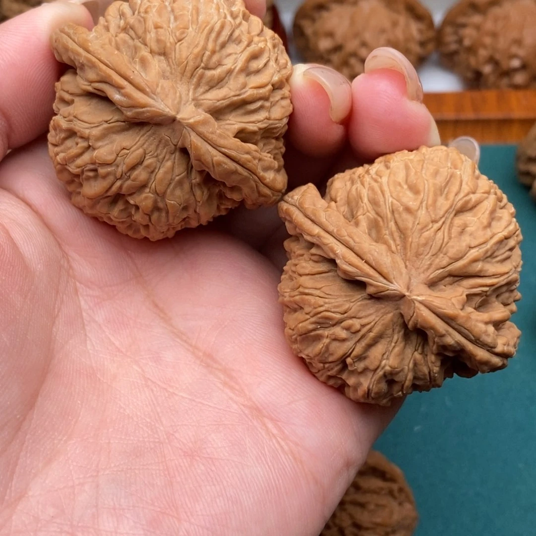 把件文玩核桃$**$43.5全品白狮子