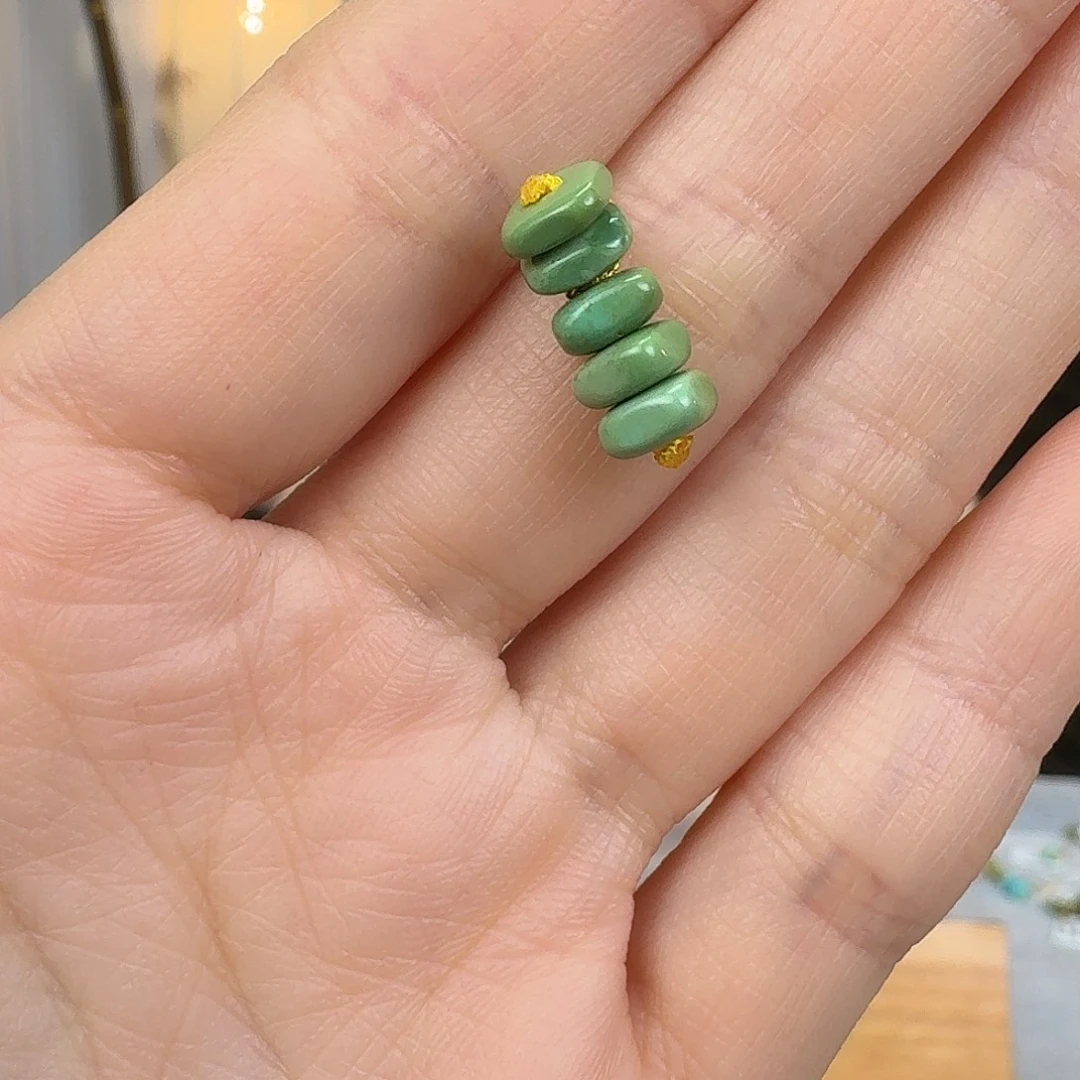 绿松石未镶嵌挂件