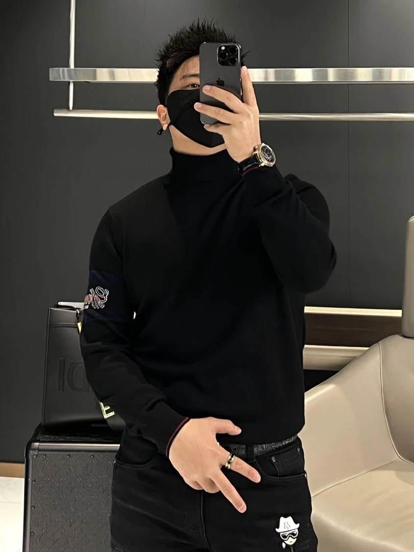 【马哥严选】秋冬潮流字母印肩男士潮流时尚百搭加厚纯色毛衣修身