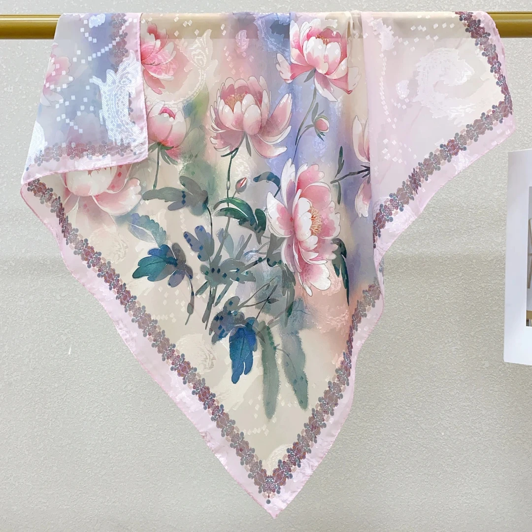 767幻彩莲花莨纱丝巾70*70方巾