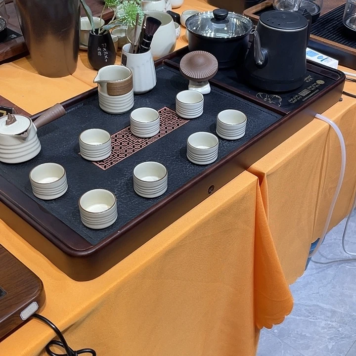 盘在线咨询热线微信上电话