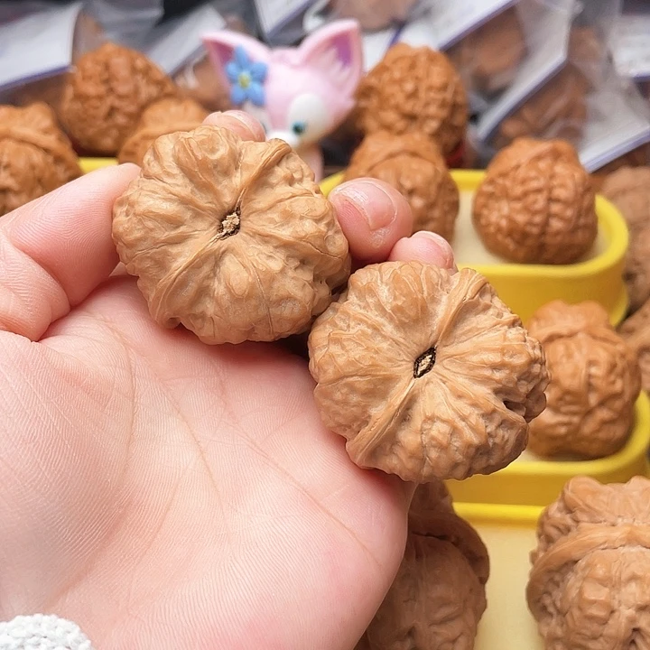 木质类秋*文玩核桃蛤蟆