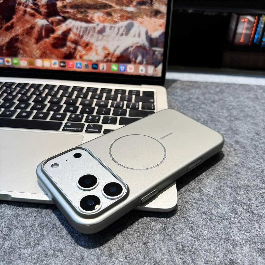 iPhone17promax手机壳超薄磁吸适用苹果13/14/15/16磨砂防摔保护