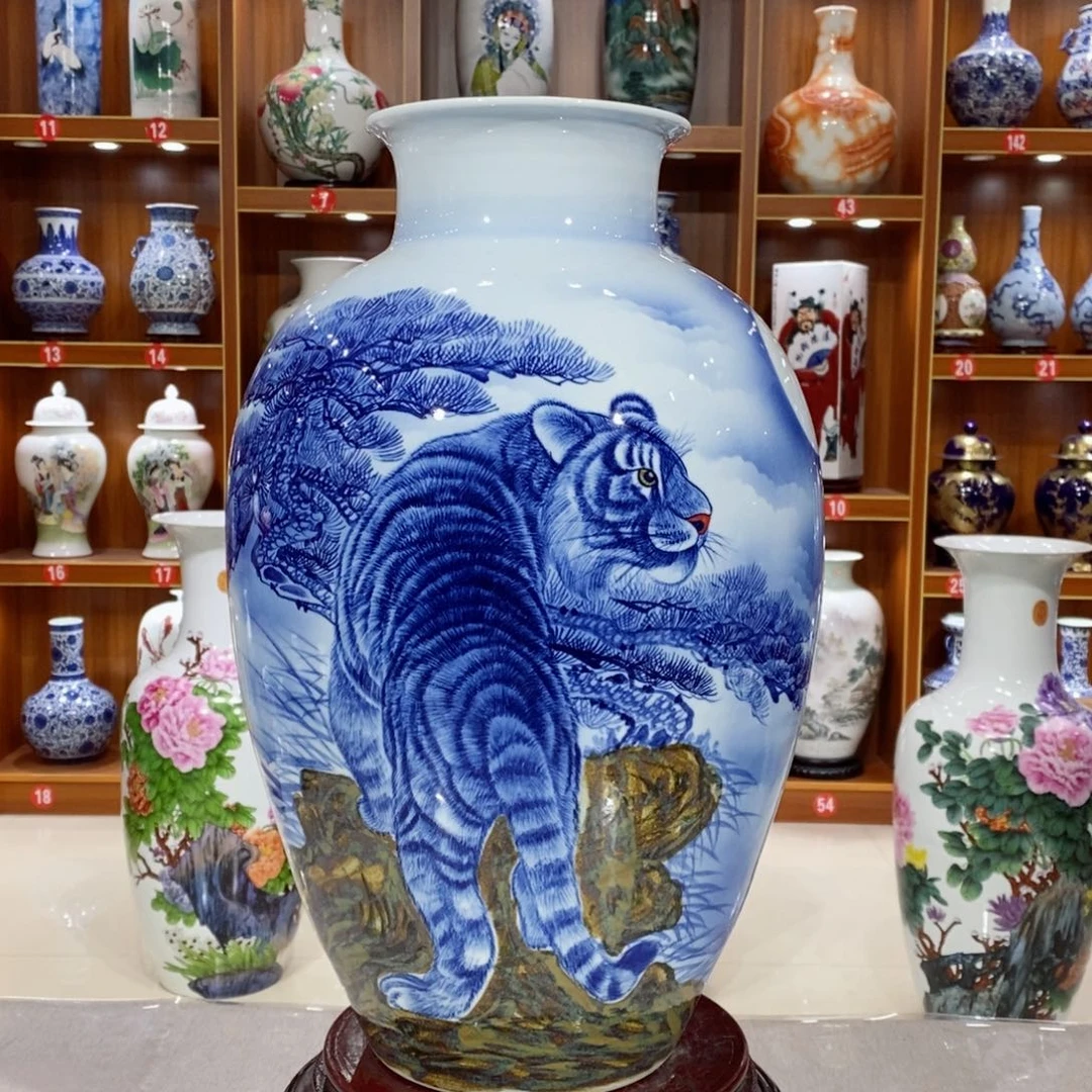 摆件纯手工手绘青花瓷