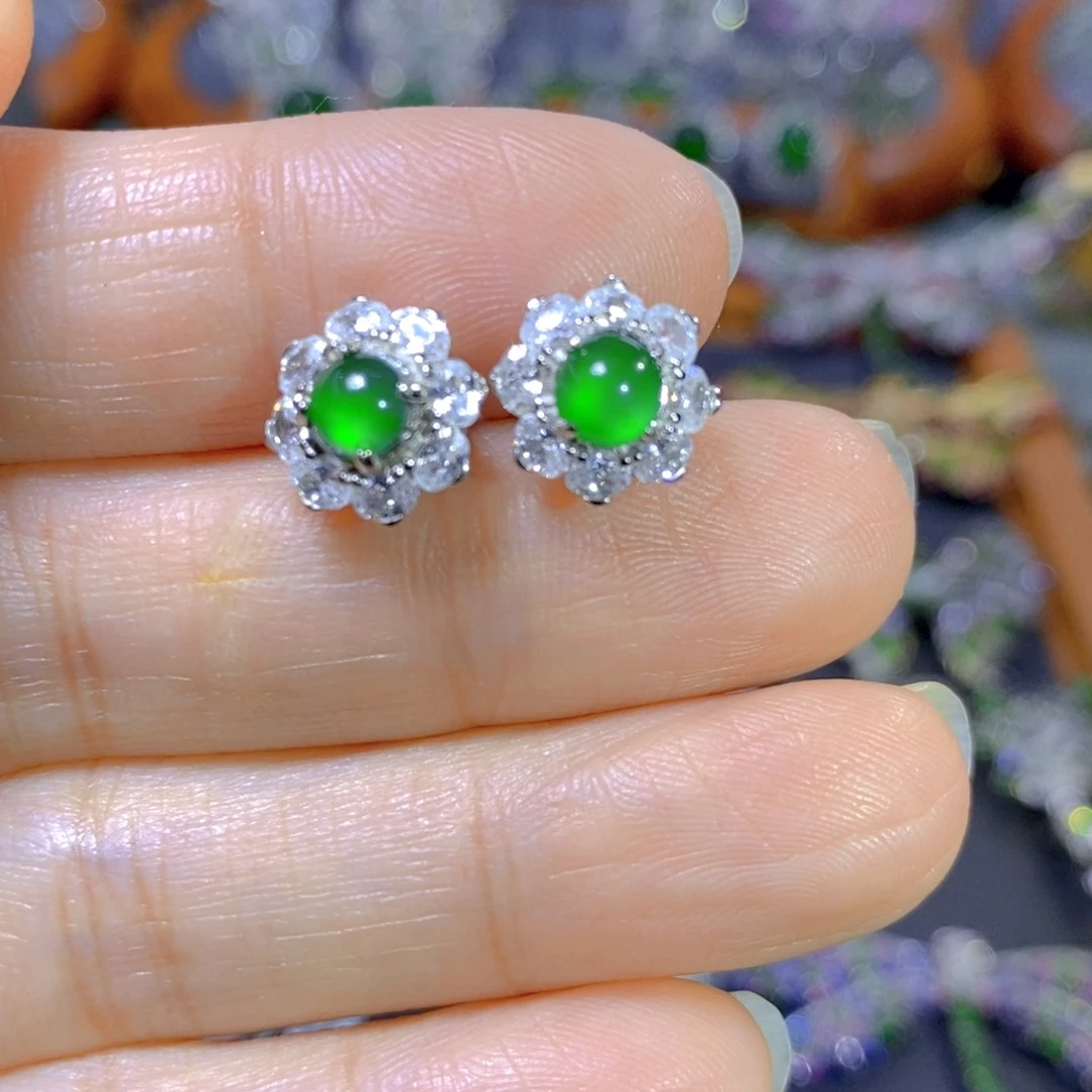 翡翠颈饰银S925镶嵌天然翡翠