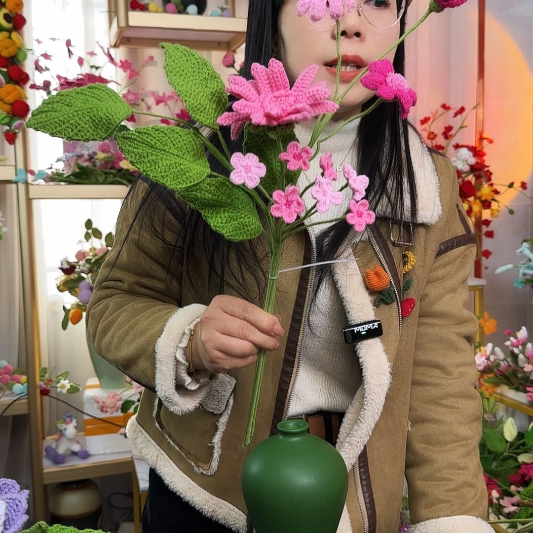 手工钩织设计花束