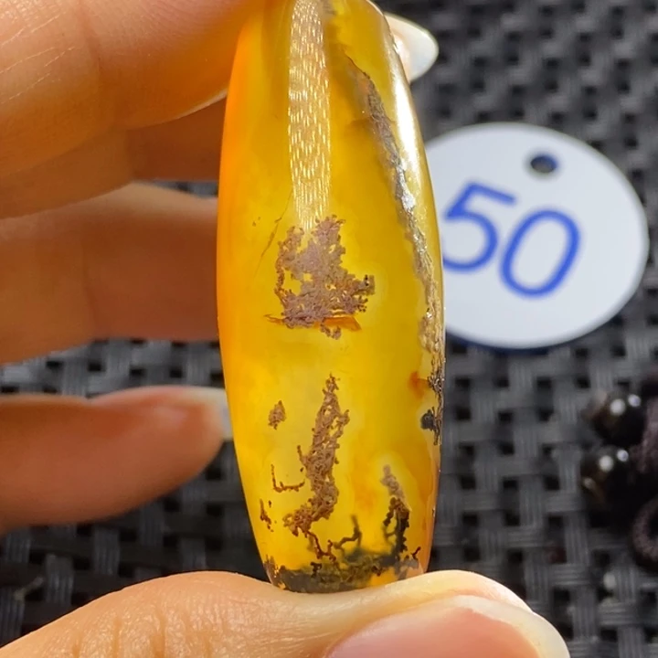 未镶嵌颈饰玛瑙/玉髓凡*