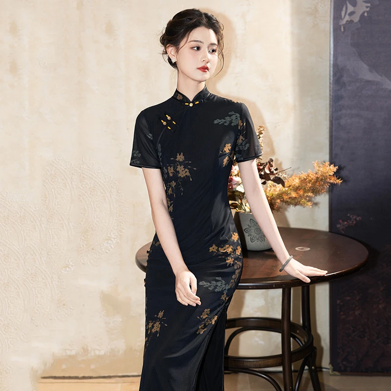 显瘦黑色国风中式长款改良旗袍2025新款年轻款女复古修身短袖夏季