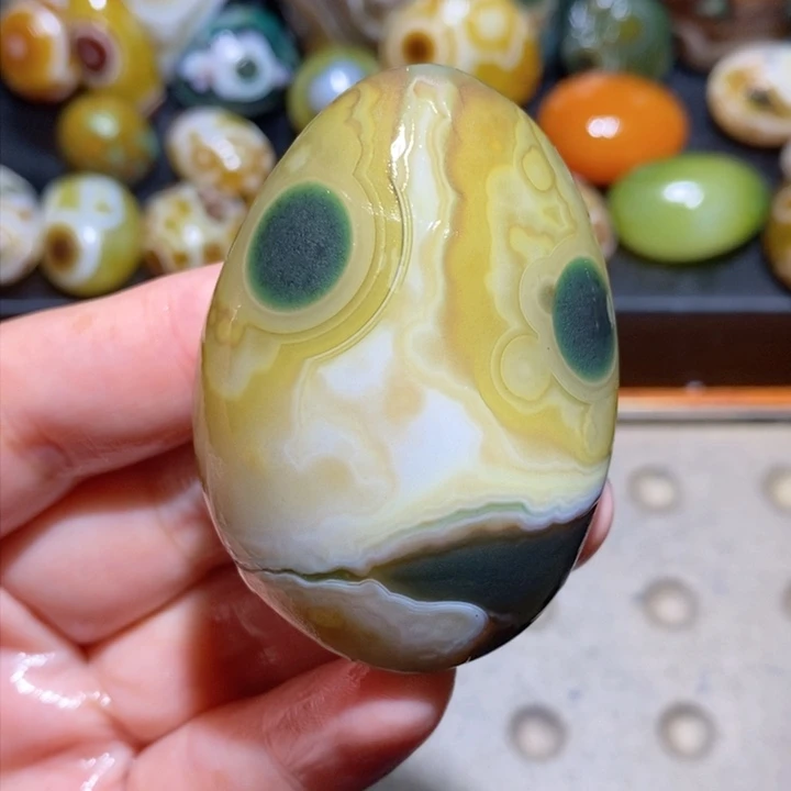 未镶嵌玛瑙/玉髓珠宝半成品32