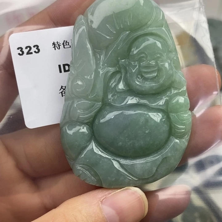 颈饰未镶嵌翡翠吊坠